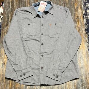 NWT Coleman Charcoal Button-Up Shirt
